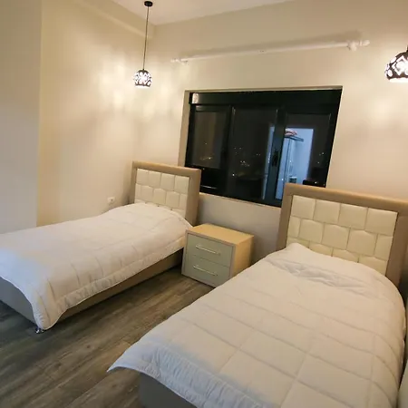 Apartament Apartment Korce